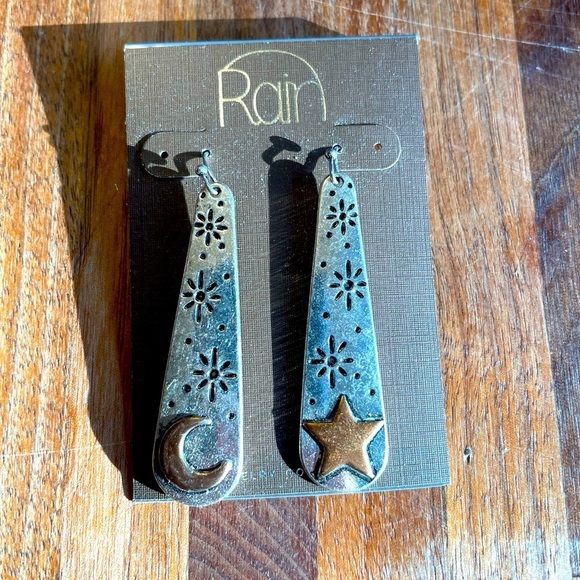 Silver Dangle Earrings - Picture 1 of 1